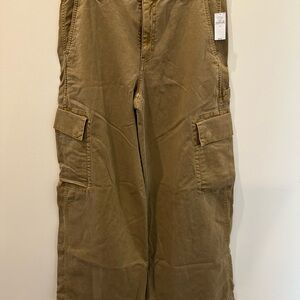 GAP Wide Leg Cargo Pants - Tan